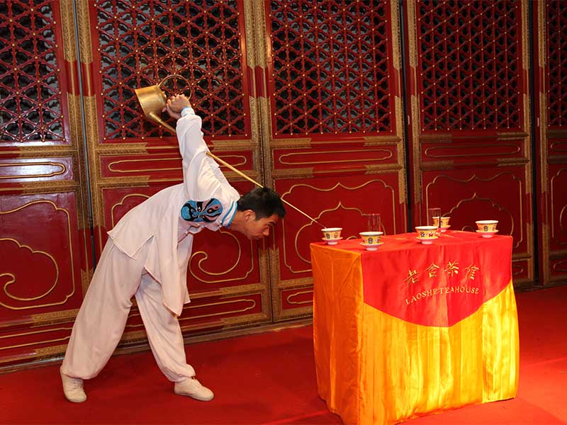 單人長(zhǎng)嘴壺茶藝表演